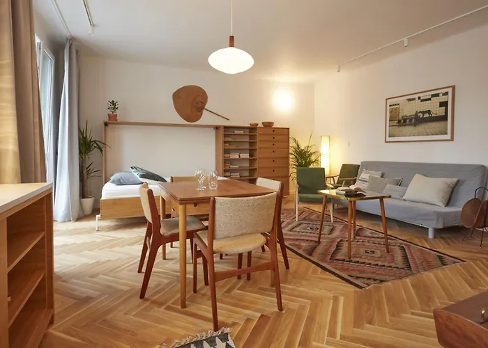 Warsaw Concierge Saska Studio