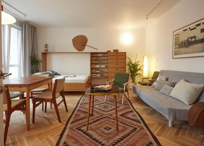 Warsaw Concierge Saska Studio